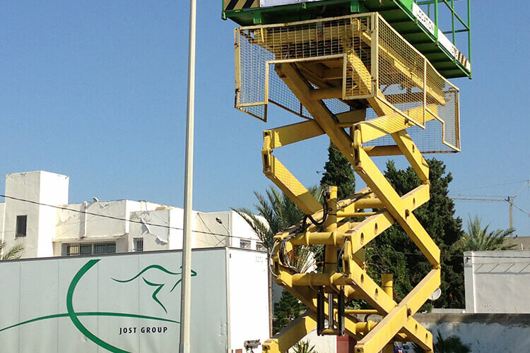 Nacelle à ciseau diesel - 14 mètres