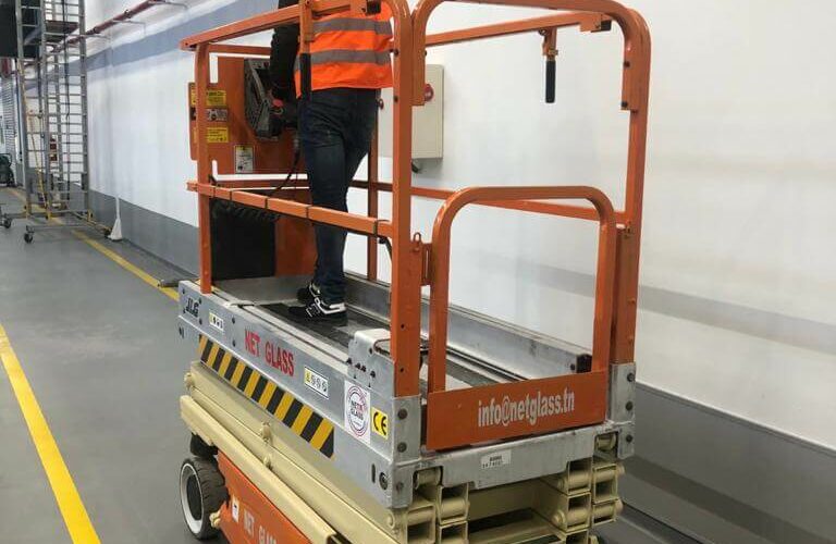 Nacelle à ciseau électrique - 8 mètres