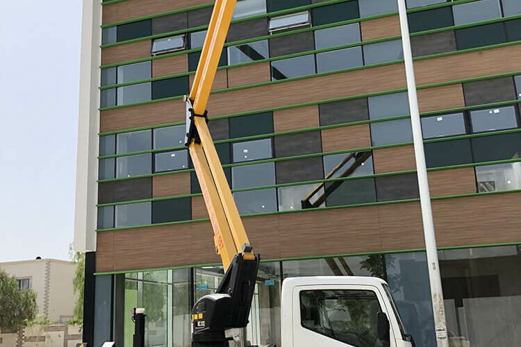 Nacelle sur camion -22 mètres